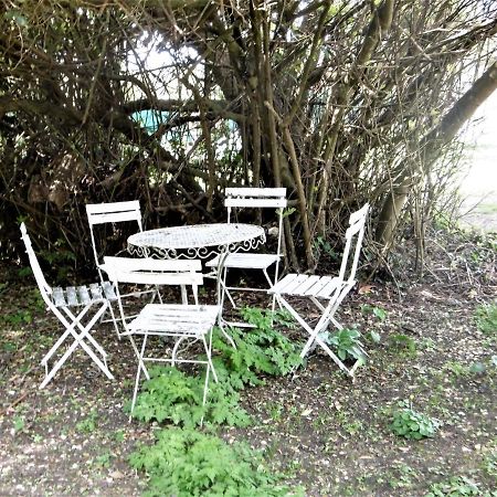 Le Chai Maison De Charme Pour Tribu Joyeuse Le Château-dʼOléron Kültér fotó