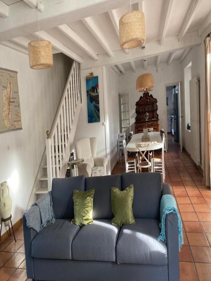 Le Chai Maison De Charme Pour Tribu Joyeuse Le Château-dʼOléron Kültér fotó