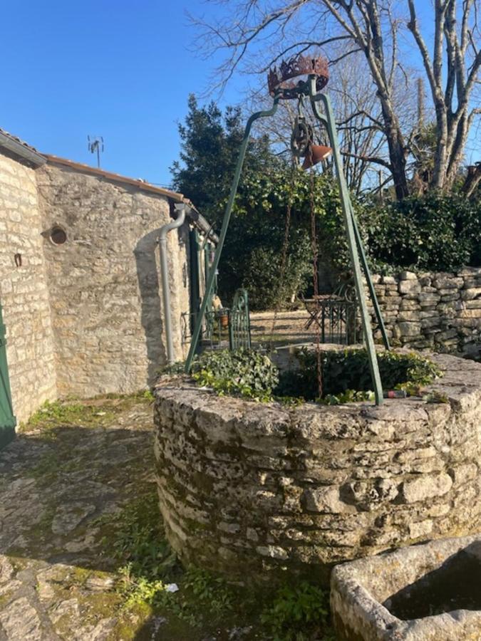 Le Chai Maison De Charme Pour Tribu Joyeuse Le Château-dʼOléron Kültér fotó
