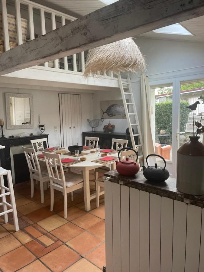 Le Chai Maison De Charme Pour Tribu Joyeuse Le Château-dʼOléron Kültér fotó
