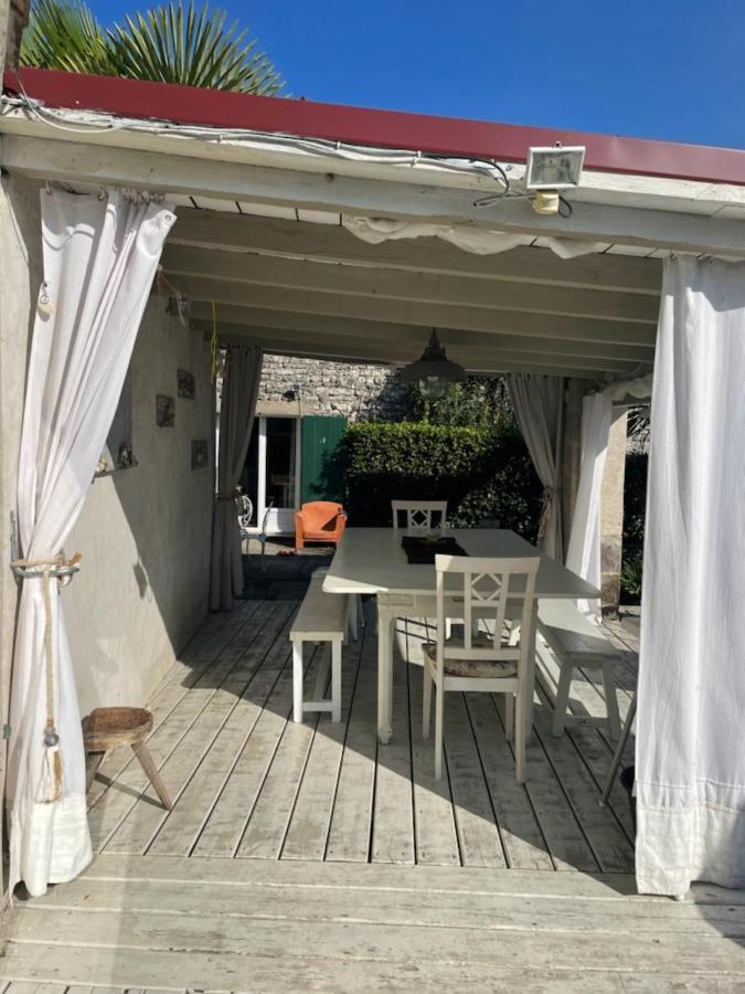 Le Chai Maison De Charme Pour Tribu Joyeuse Le Château-dʼOléron Kültér fotó